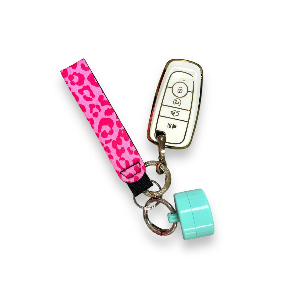 Bubble Gum Kitty Wristlet Keychain - Drink Handlers