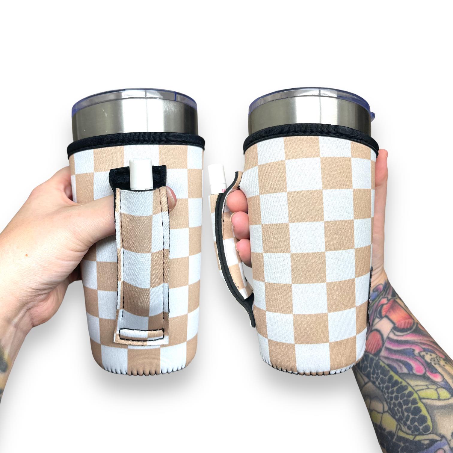 Tan Checkerboard 25-35oz Tumbler With Handle Sleeve – Drink Handlers