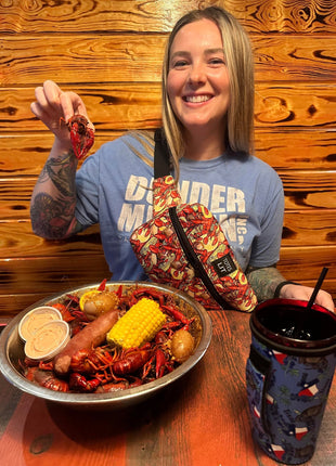 Crawfish Boil Fanny Packin' Tote - Drink Handlers