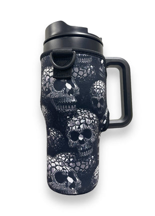 Diamond Skulls 25-35oz Tumbler With Handle Sleeve - Drink Handlers