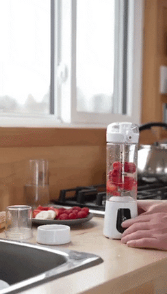 Pro+ Ice Crushing Portable Blender (17oz)