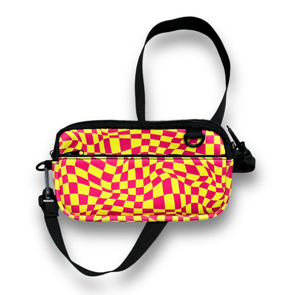 Retro Checkerboard Cross Body Purse - Drink Handlers