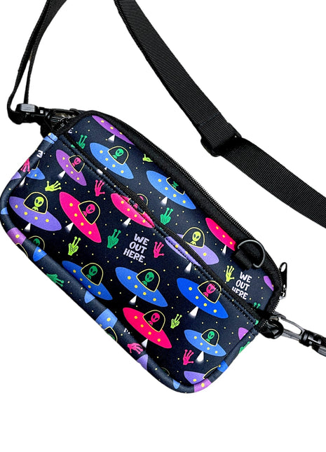 Aliens Cross Body Purse - Drink Handlers