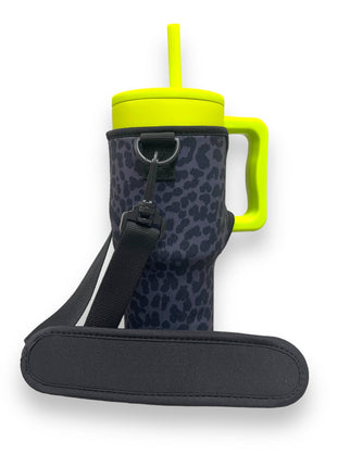 Black Leopard 25-35oz Tumbler With Handle Sleeve - Drink Handlers