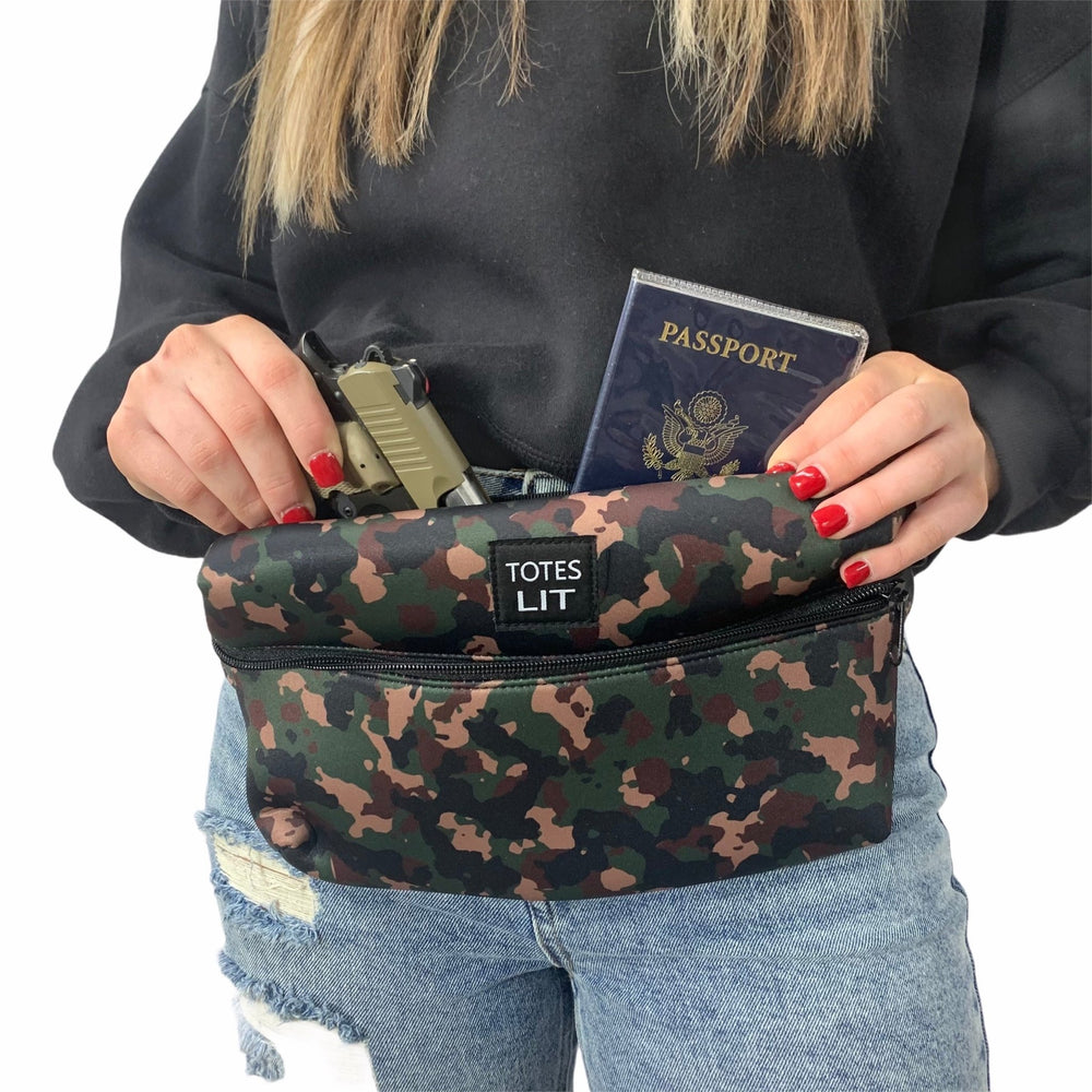 Camo Fanny Packin' Tote - Drink Handlers