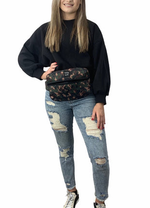 Camo Fanny Packin' Tote - Drink Handlers