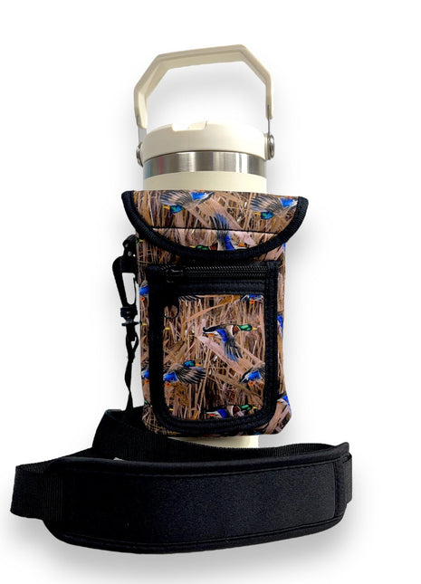 Duck Hunting Wrap Around Drink Pocket - Drink Handlers