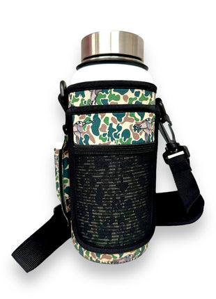 Green Duck Camo 30-40oz Tumbler Handler™ With Carrying Strap - Drink Handlers