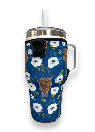 Highland Cows 25-35oz Tumbler With Handle Sleeve - Drink Handlers