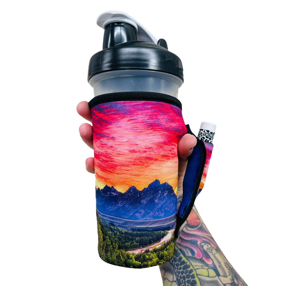 Mountains 20oz Large Coffee / Tea / Tumbler Handler™ - Drink Handlers