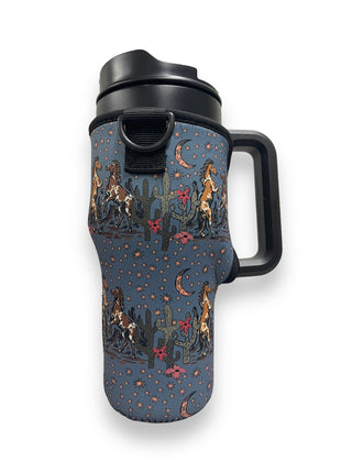 Wild Horses 25-35oz Tumbler With Handle Sleeve - Drink Handlers