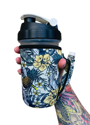 Yellow Isle 16oz PINT Glass / Medium Fountain Drinks and Tumbler Handlers™ - Drink Handlers