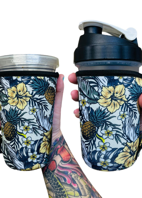 Yellow Isle 16oz PINT Glass / Medium Fountain Drinks and Tumbler Handlers™ - Drink Handlers